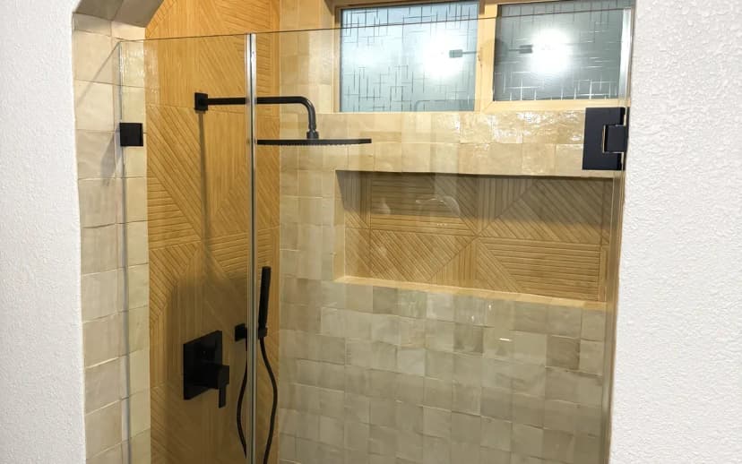 El Dorado Hills Walk-In Shower Installation: Curbless, Zero-Threshold & Barrier-Free - Oakwood Remodeling Group